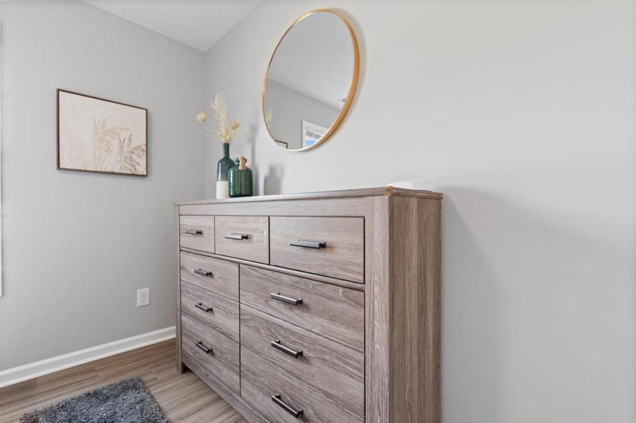 New Luxe Apt 3Br Downtown Fay Unit B Фейетвилл Экстерьер фото