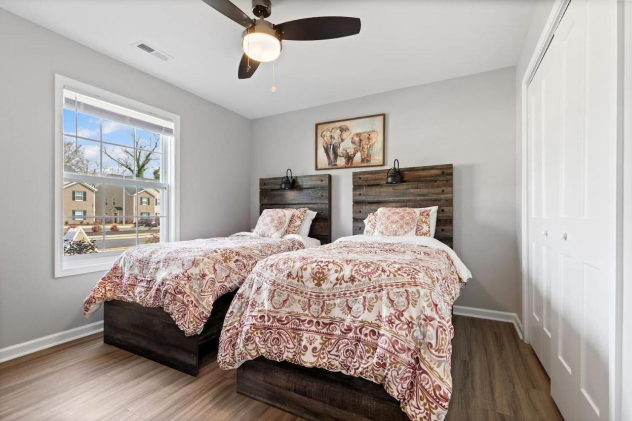 New Luxe Apt 3Br Downtown Fay Unit B Фейетвилл Экстерьер фото